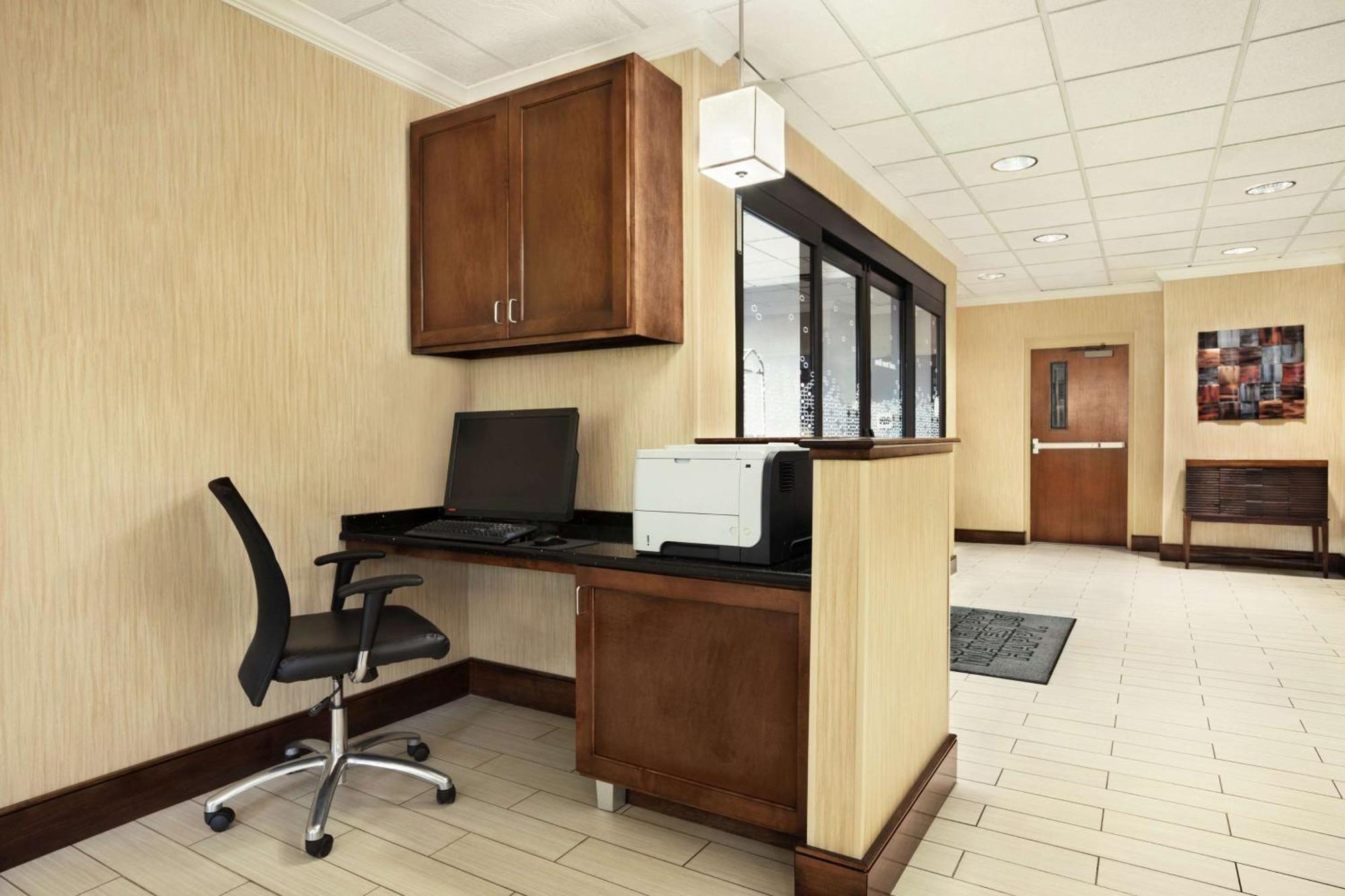 Hampton Inn Richmond/Ashland Exterior foto